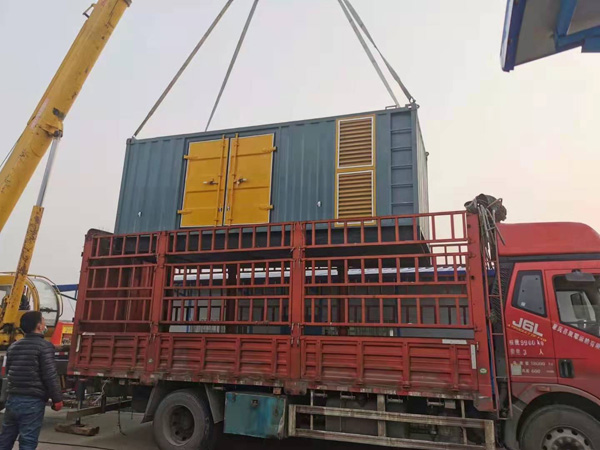 安化如何根据测量要求选择合适的电压表量程？