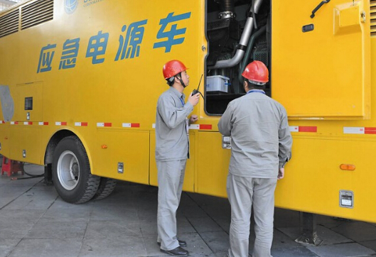 安化如何清理被灰尘覆盖的机油散热器？